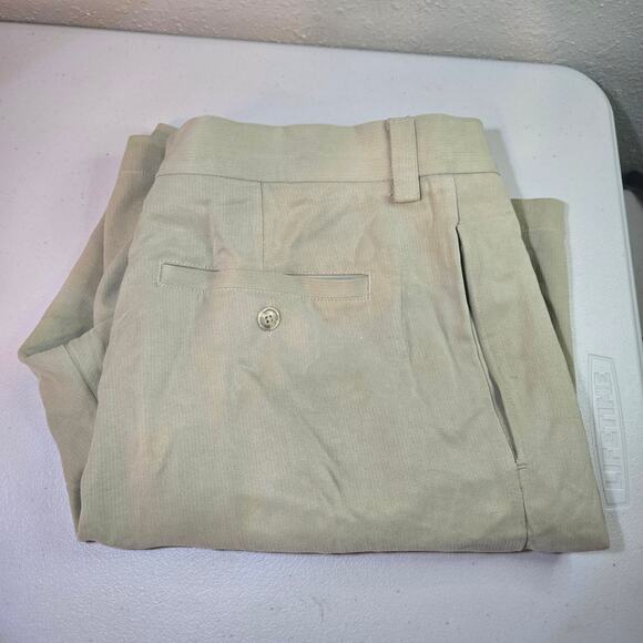 Tommy Bahama Tan Pleated 100% Silk Casual Shorts Men's Size 35 - Picture 4 of 5